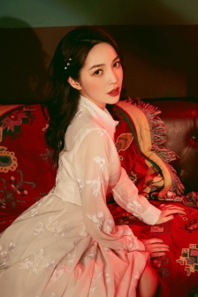 能把人衣服P掉的P图软件